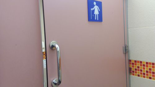 4-Star Toilet - Bedok MRT Station 