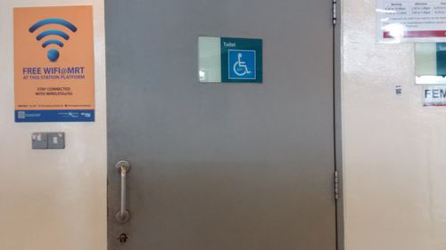 4-Star Toilet - Bedok MRT Station 