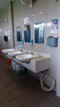4-Star Toilet - Pasir Ris MRT Station 