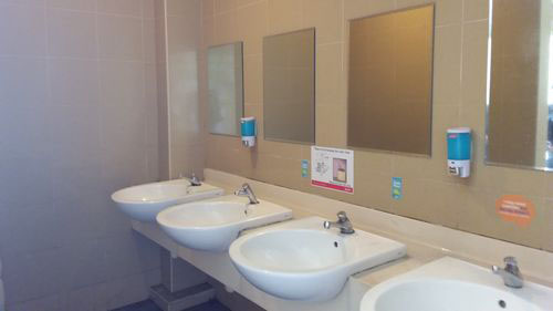 4-Star Toilet - Pasir Ris MRT Station 