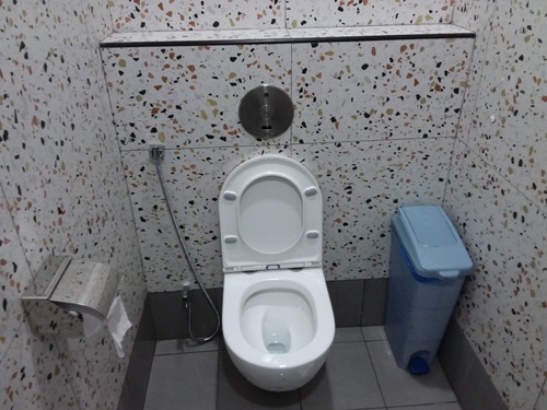 3-Star Toilet - NTUC Foodfare @ 273C Punggol Place