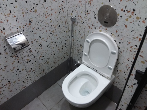 3-Star Toilet - NTUC Foodfare @ 273C Punggol Place