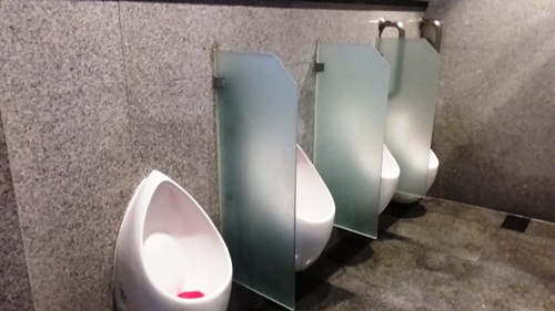 3-Star Toilet - Quayside Isle