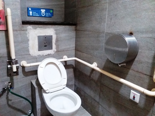3-Star Toilet - Bukit Merah Central Food Centre