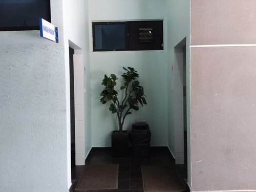 3-Star Toilet - CKR Contract Services Pte Ltd