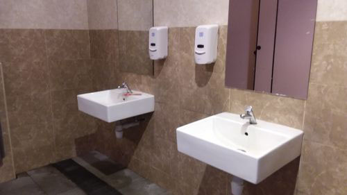 3-Star Toilet - Boon Keng MRT Station (NE9)
