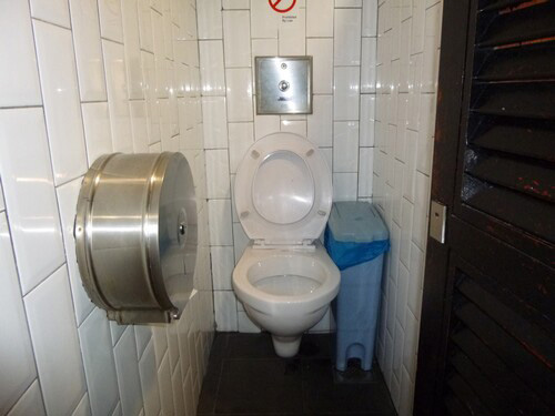 3-Star Toilet - NTUC Foodfare Clifford Centre Food Emporium 