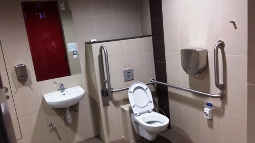 4-Star Toilet - Orchard MRT Station (TEL14)
