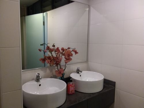 3-Star Toilet - Warner Court Condominium
