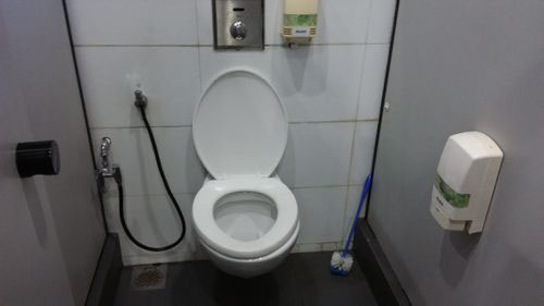 4-Star Toilet - Al-Istighfar Mosque 
