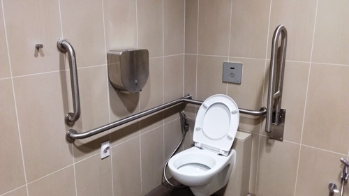 4-Star Toilet - Bright Hill Mrt Station (TE7)