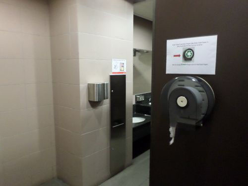 4-Star Toilet - Marina Bay MRT Station 