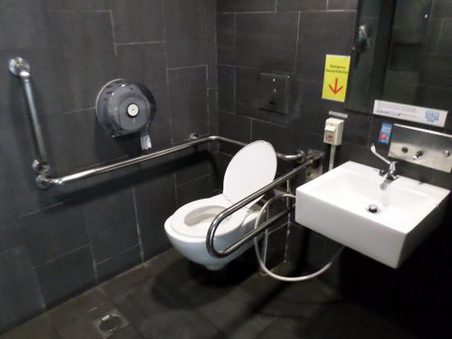 4-Star Toilet - Stadium MRT Station 