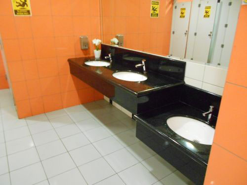 4 Stars - Bugis MRT Station (DT14)
