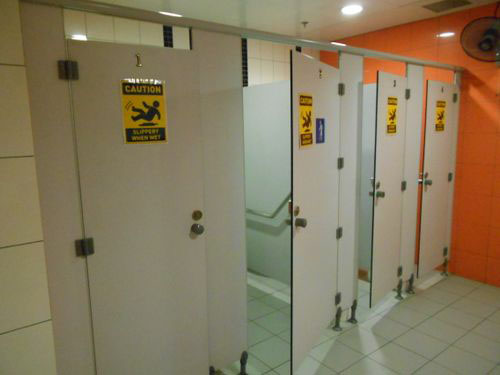 4 Stars - Bugis MRT Station (DT14)