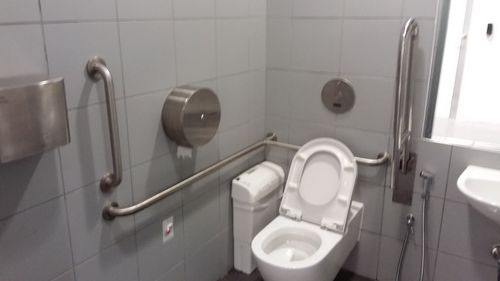 4 Stars - Expo MRT Station