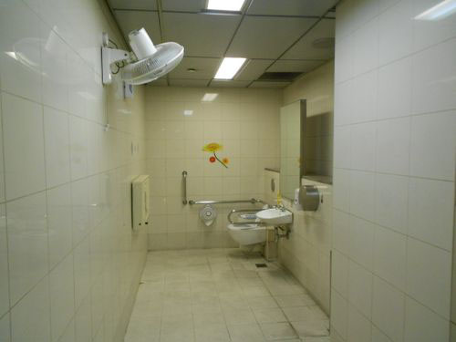 4 Stars - Serangoon MRT Station CC13