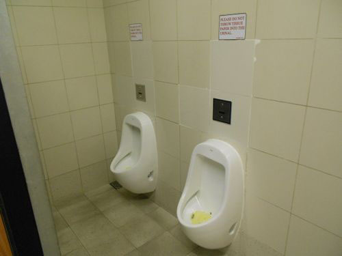 4 Stars - Serangoon MRT Station CC13