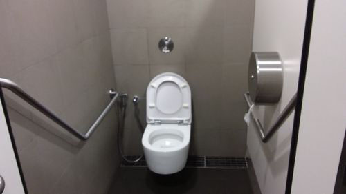 4 Stars - Tampines MRT Station (DT32)