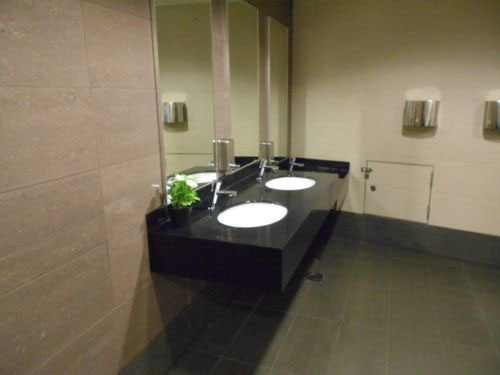 4 Stars - Telok Ayer MRT Station (DT18)
