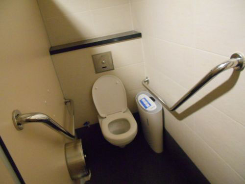 4 Stars - Telok Ayer MRT Station (DT18)