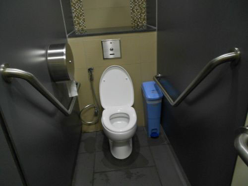 4 Stars - Tuas Link MRT Station