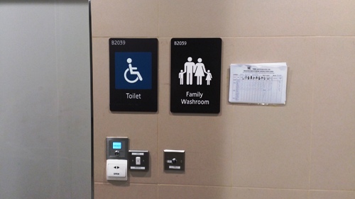 4-Star Toilet - Mayflower Mrt Station (TE 6)