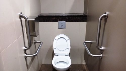 4-Star Toilet - Mayflower Mrt Station (TE 6)