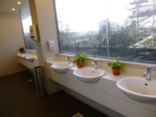 5-Star Toilet - Samwoh Eco Green Building 