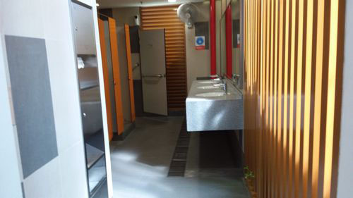 5-Star Toilet - Sentosa Palawan Kidz City 