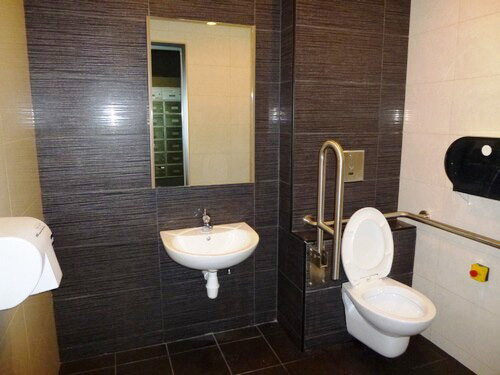 4-Star Toilet - Valley Point Mall 