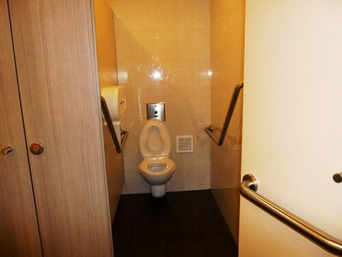 4-Star Toilet - Valley Point Mall 