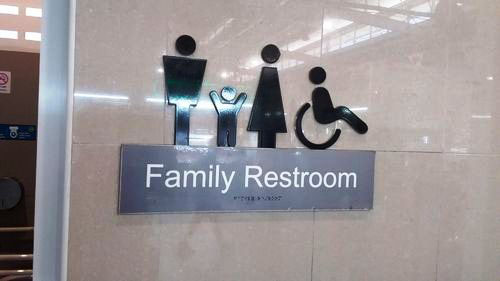 4-Star Toilet - Blk 69 Geylang Bahru Market & Food Centre