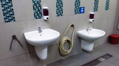 4-Star Toilet - Blk 69 Geylang Bahru Market & Food Centre