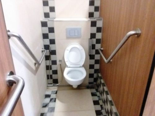 4-Star Toilet - Assyakirin Mosque