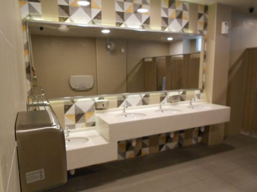 4 Star Toilet - Berseh Food Centre 