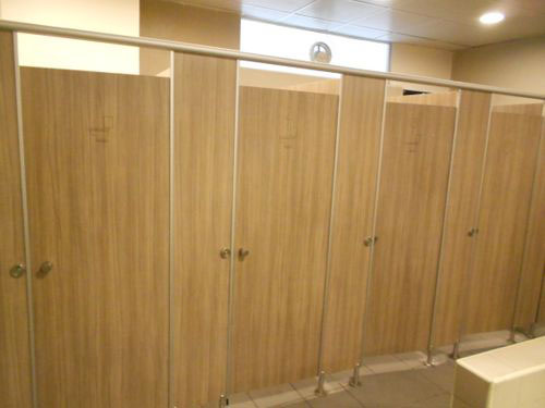 4 Star Toilet - Berseh Food Centre 