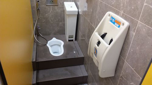 4-Star Toilet - AMK Bus Interchange