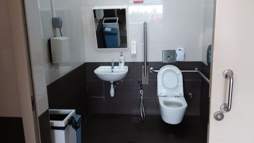 3-Star Toilet - Changi Business Park Bus Terminal