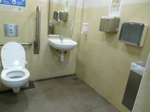 3-Star Toilet - Clementi Bus Interchange