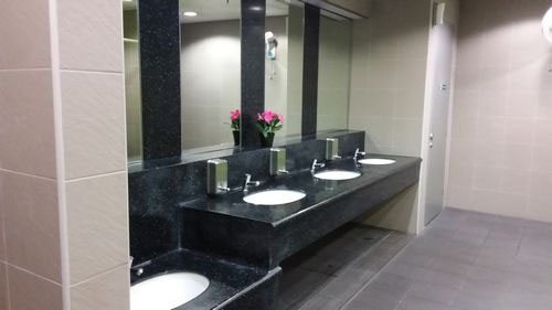 4-Star Toilet - DT20 Fort Canning Station