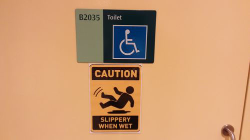 4-Star Toilet - DT21 Bencoolen Station