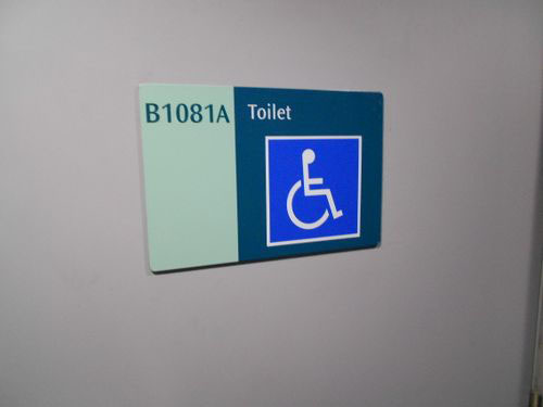 4-Star Toilet - HarbourFront MRT Station (NE1)