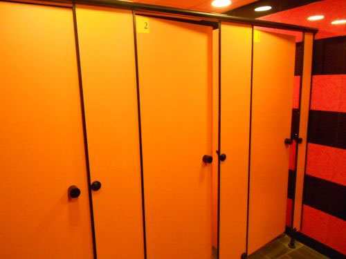 4-Star Toilet - HarbourFront MRT Station (NE1)