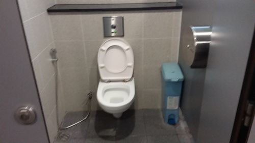 3-Star Toilet - Jurong Port Off-Shore Marine Centre