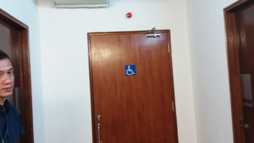 3-Star Toilet - Jurong Port Off-Shore Marine Centre