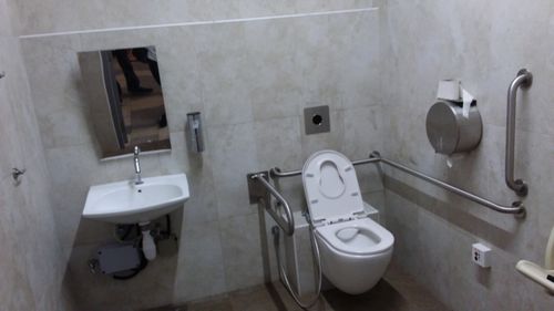 4-Star Toilet - Jurong West Hawker Centre