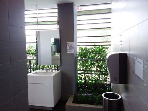3-Star Toilet - LaunchPad @ JID