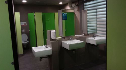 4-Star Toilet - Buona Vista MRT Station (EW 21)
