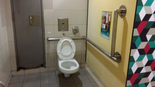 4-Star Toilet - Dover MRT Station (EW22)